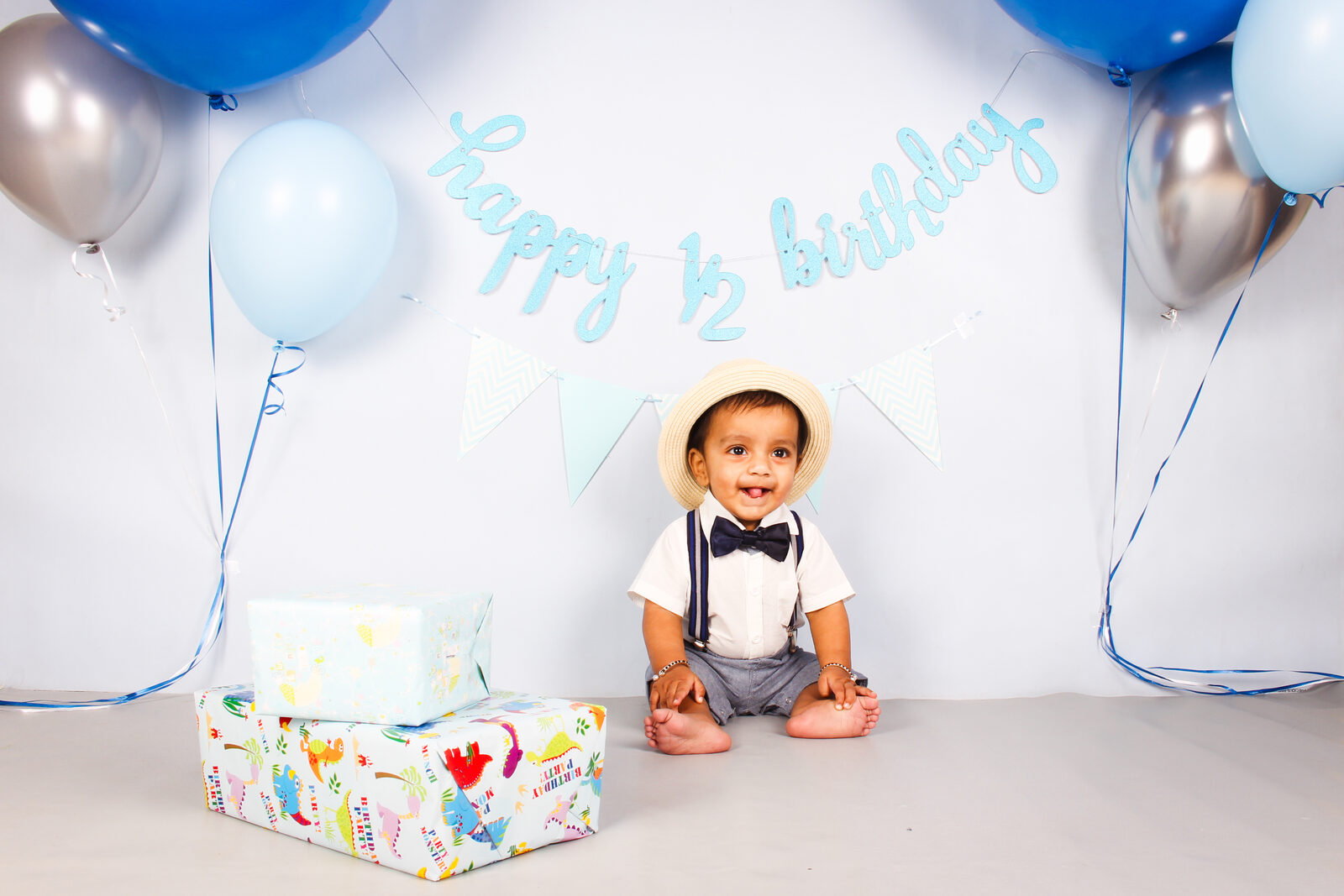 Cake smash session photo 7